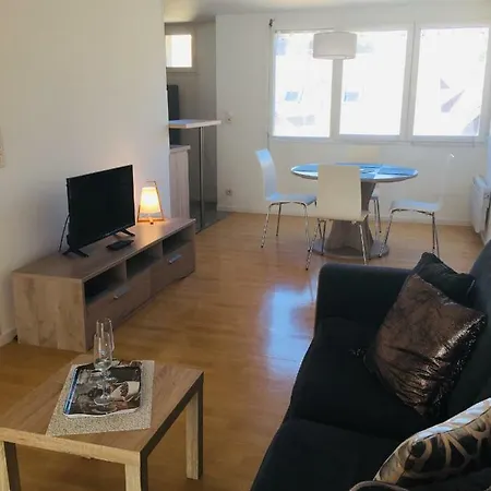 Le Saint Nizier Apartment